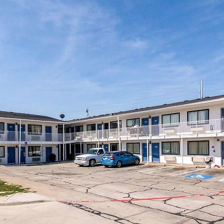 Motel 6 Fort Worth North 홀톰시티 외부 사진