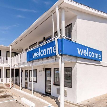 Motel 6 Fort Worth North 홀톰시티 외부 사진
