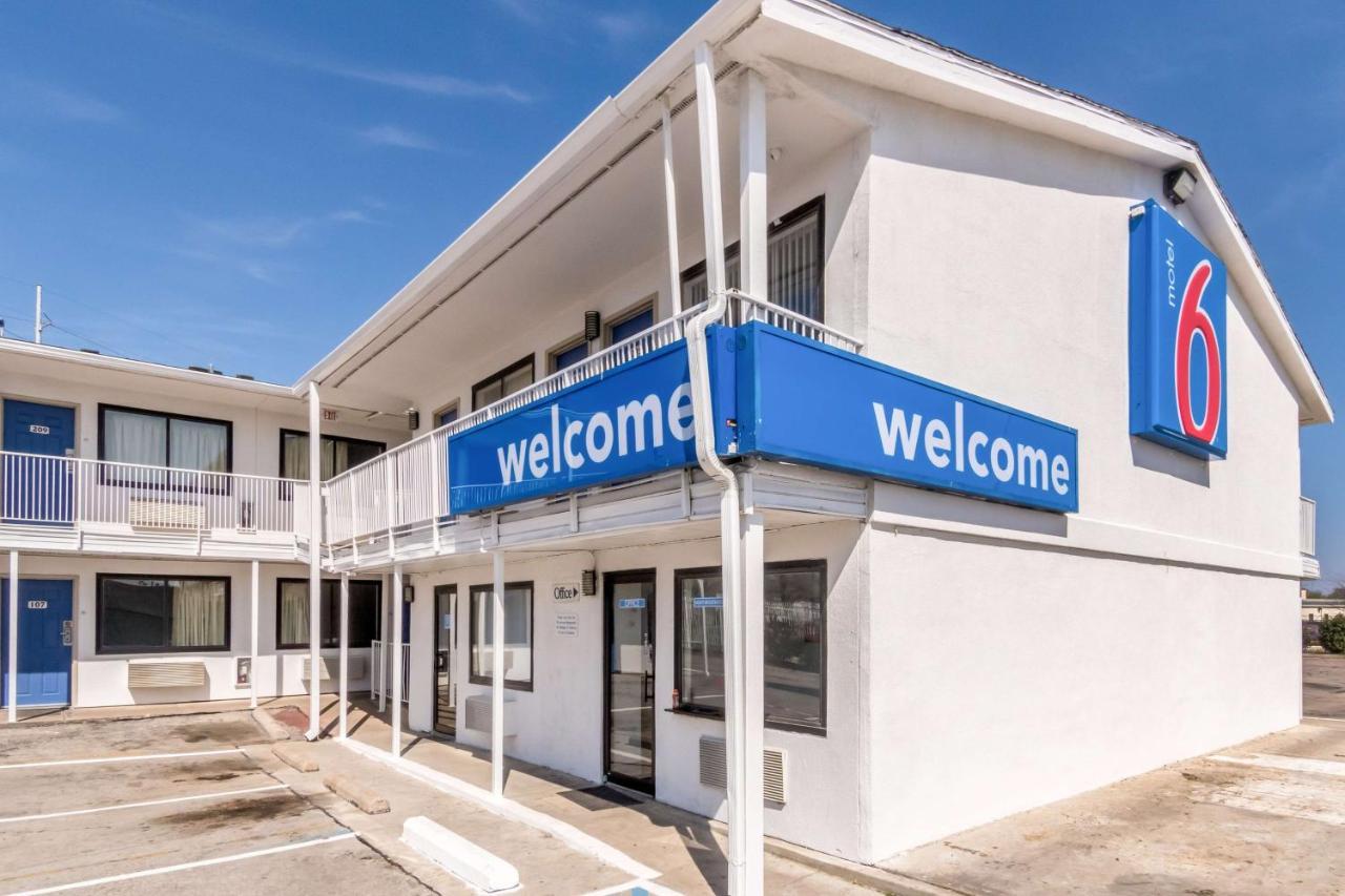 Motel 6 Fort Worth North 홀톰시티 외부 사진