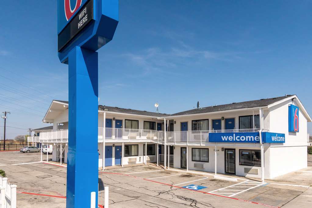Motel 6 Fort Worth North 홀톰시티 외부 사진