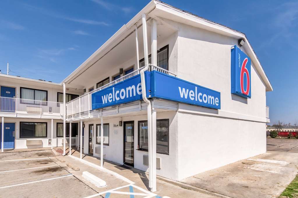 Motel 6 Fort Worth North 홀톰시티 외부 사진